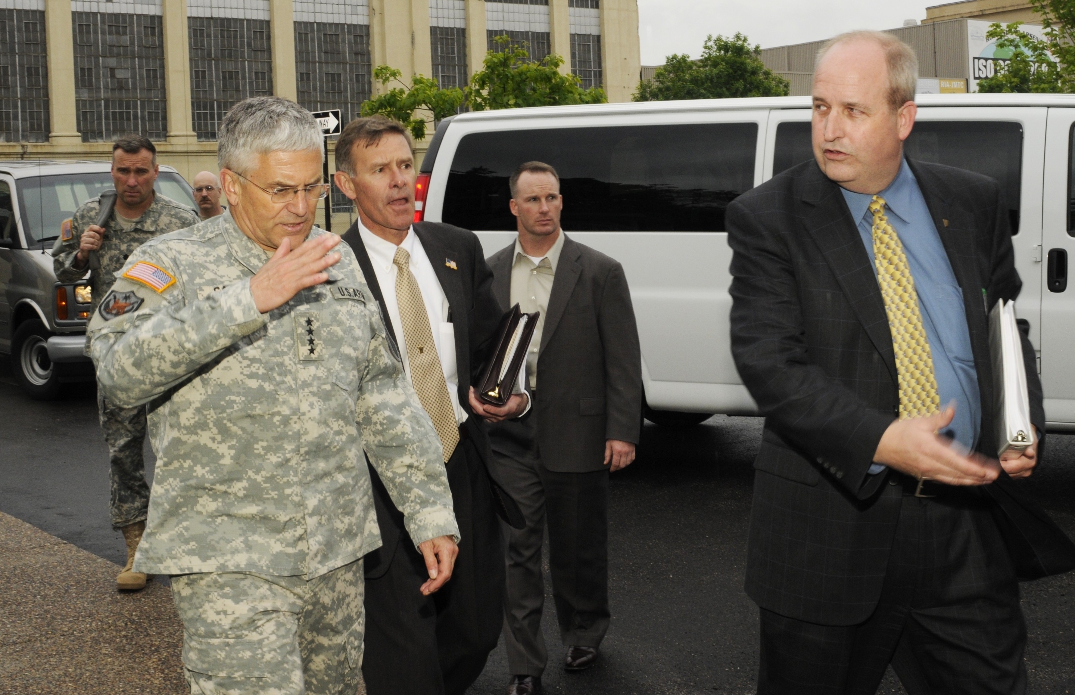 Army's Chief of Staff Visits Arsenal Island | Article | The United ...