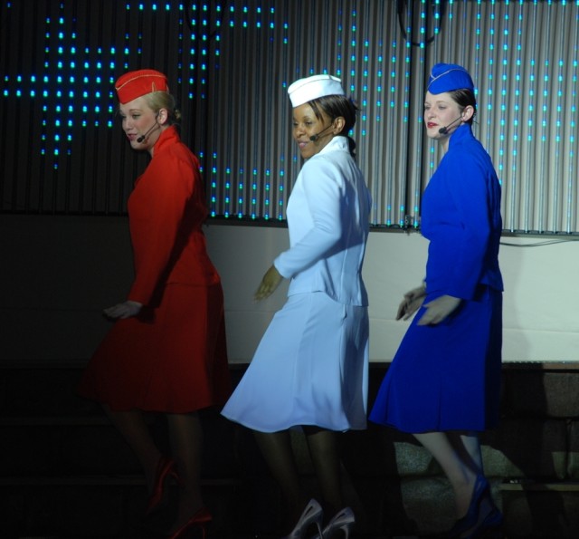 Troupe Kicks Off European Tour in Benelux