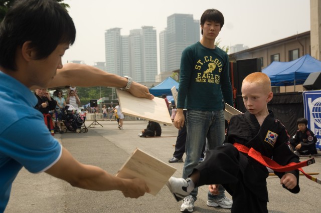Yongsan block party