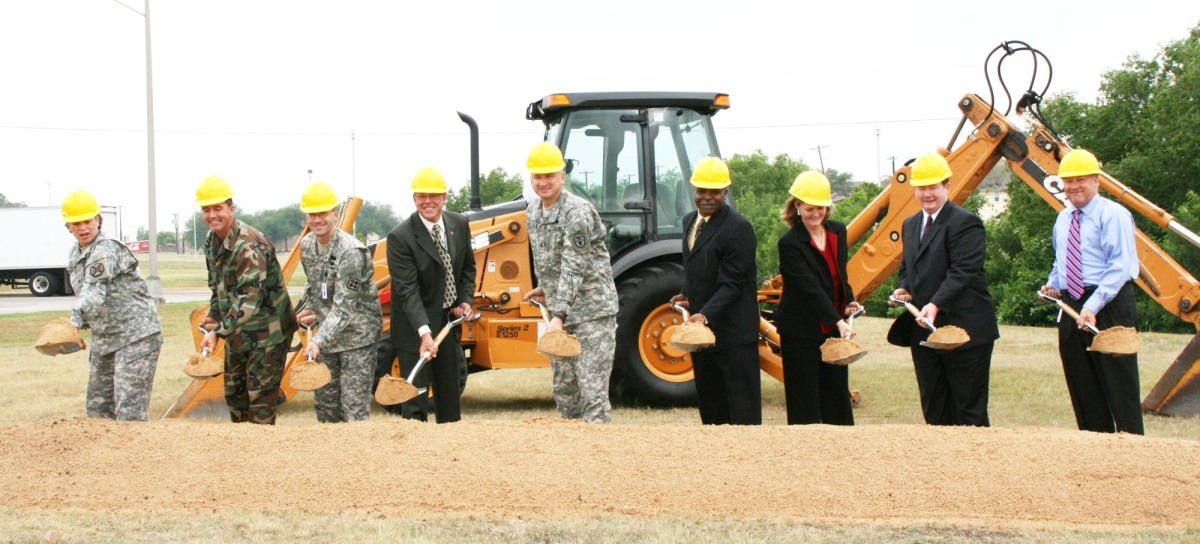 Fort Sam upgrades communication capabilities | Article | The United ...