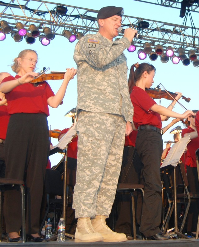 San Antonio Symphony Entertains Community at Fort Sam