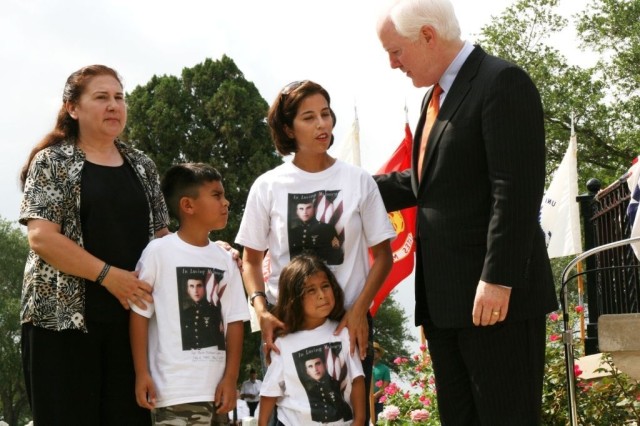 Fort Sam Remembers Fallen Heroes, Honors Their Children