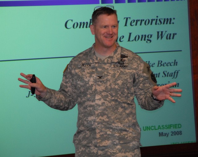 Chicago Businessmen Gain Insight from Army Leaders