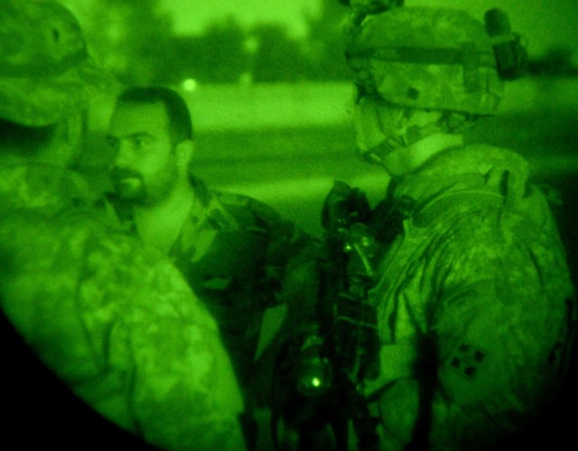 Combined Patrols Helping Iraqis Assume Baghdad Security