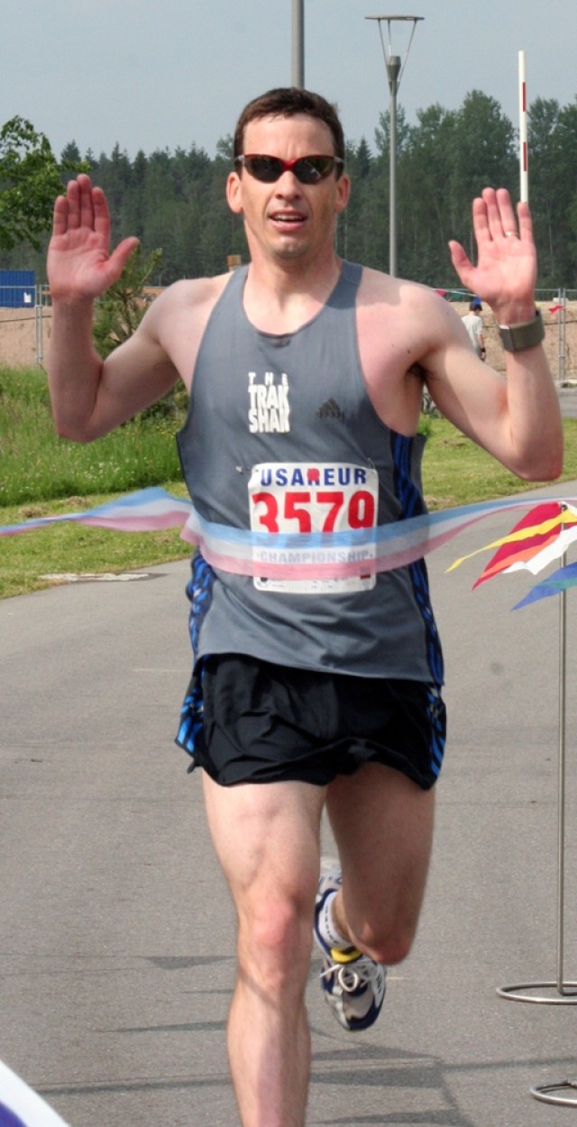 Army in Europe 10-Miler team set