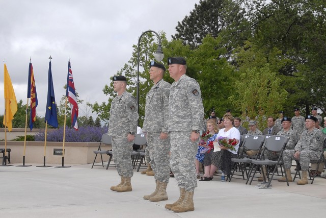 53rd Signal Battalion conducts Change of Command