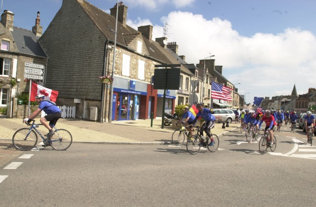 American Flag Leads Cyclists