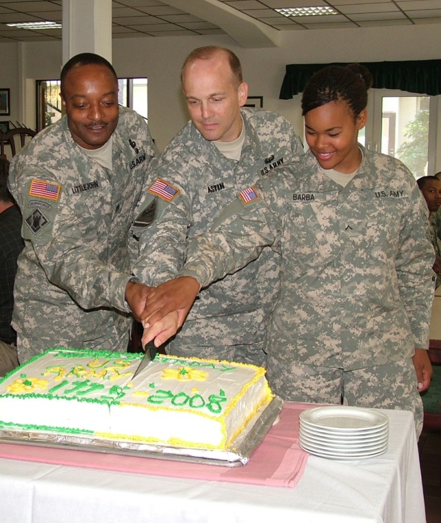 Darmstadt Celebrates Army&#039;s Birthday