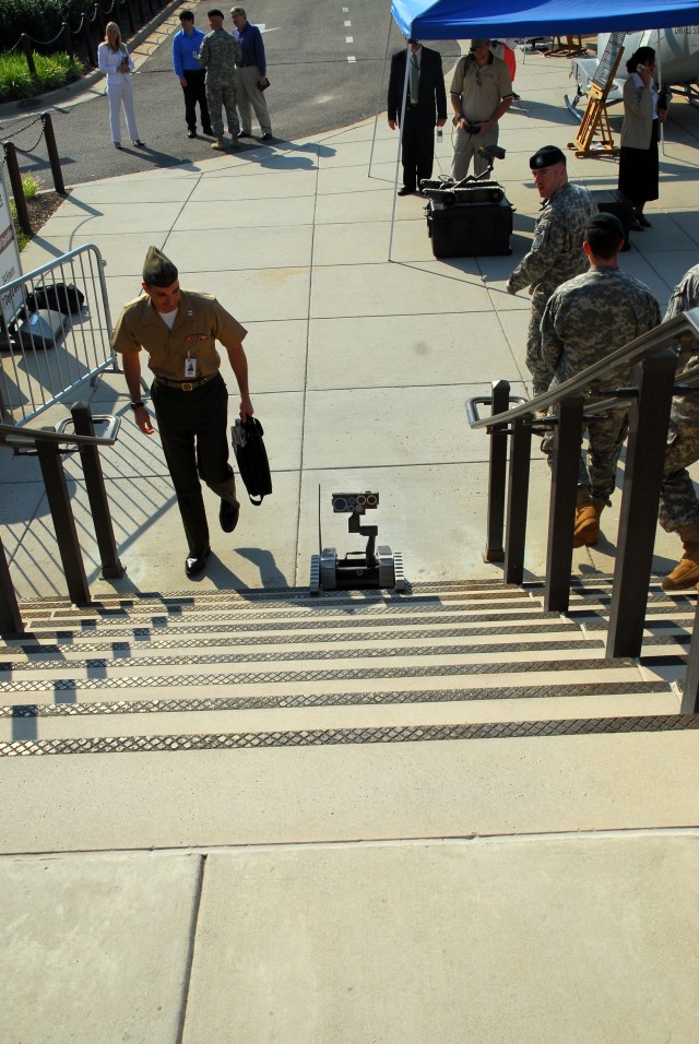 Tech Demo Part of Army Birthday at Pentagon