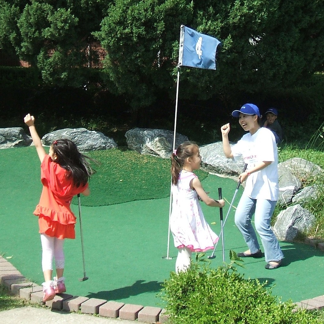 Good Neighbor minigolf tourney scores holeinone Article The