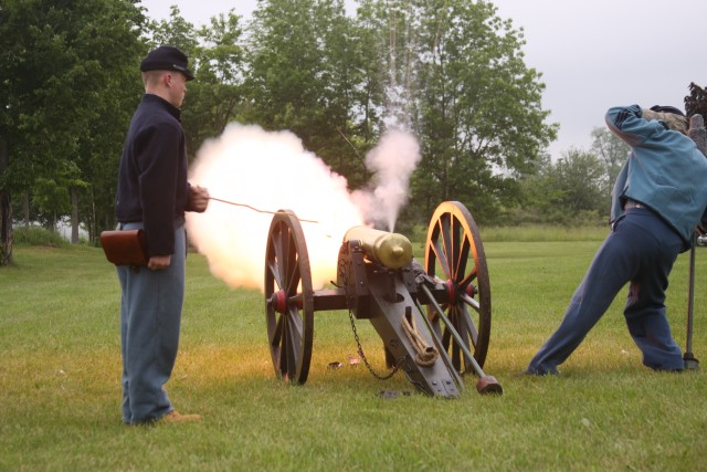 Civil War cannon fire at Fort Drum