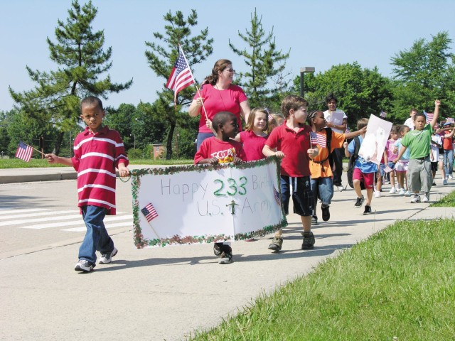 APG Children embrace meaning of Army birthday