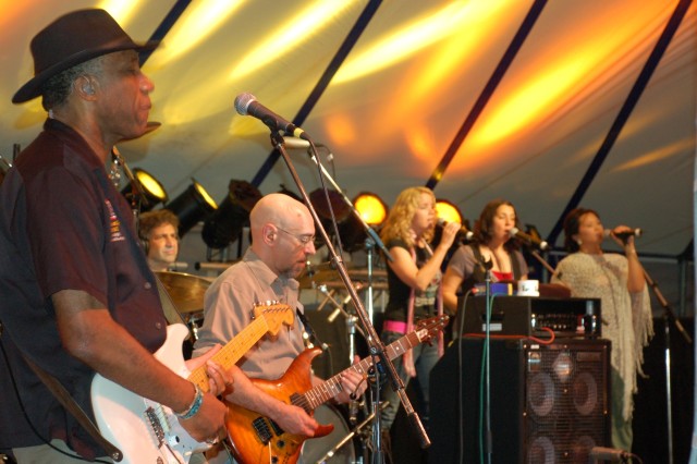 The Lt. Dan Band of professional musicians