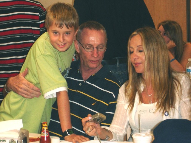 Thomas Howes and family