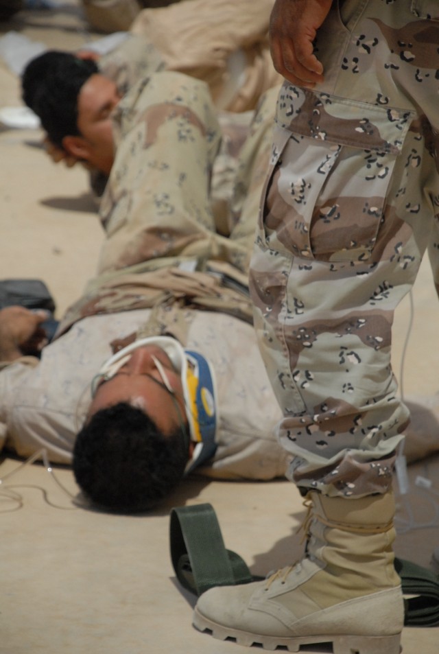 Iraqi medics complete training