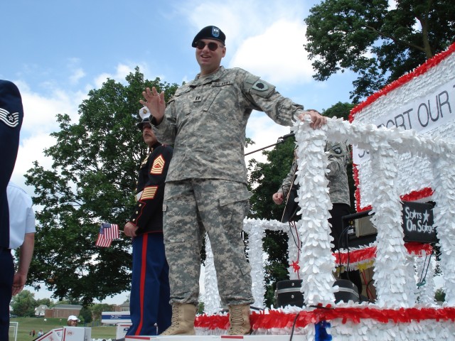 Capt. Mead helps celebrate Independence Day at Hinsdale Parade