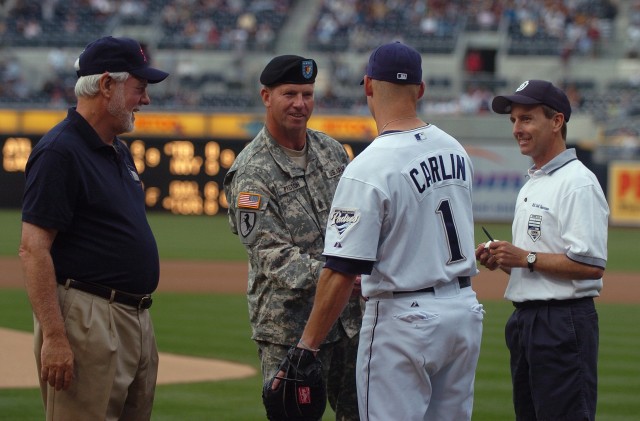 Padres welcome SMA, Secretary Ford