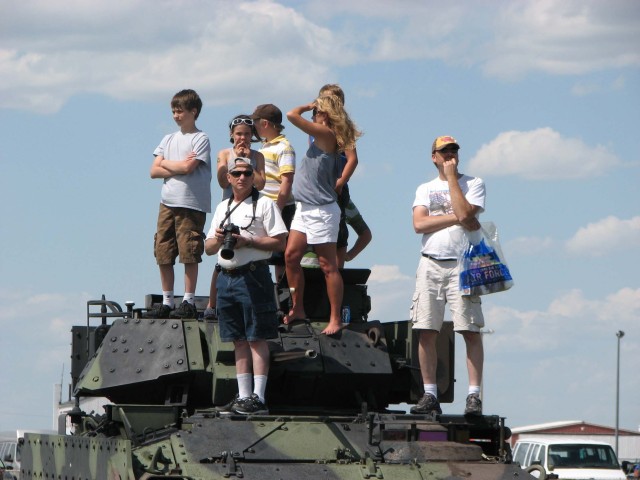 TACOM LCMC Rock Island Sponsors Display at Air Show