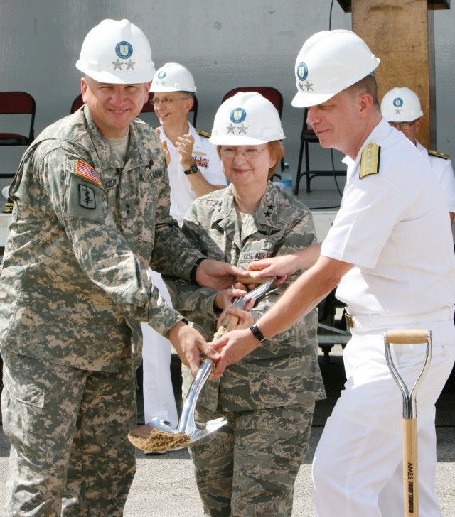METC To Consolidate Enlisted Medical Training At Fort Sam