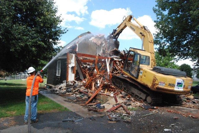 Carlisle Barracks begins demolition of College Arms homes