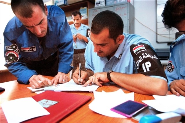 Iraqi Government Conducts National Literacy Program