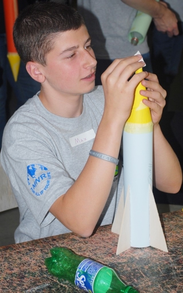 Deployment children aim for the stars