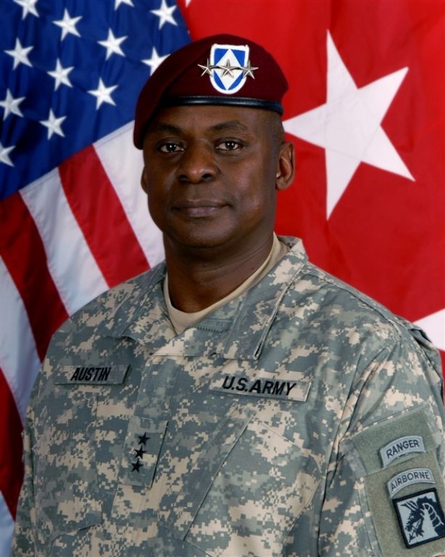 Lt . Gen. Lloyd Austin III, commander Multinational Corps Iraq ...