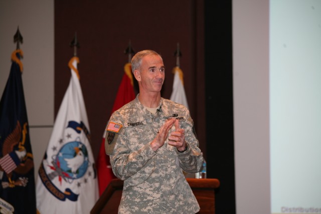 SMDC/ARSTRAT CG Hosts Town Hall Meeting