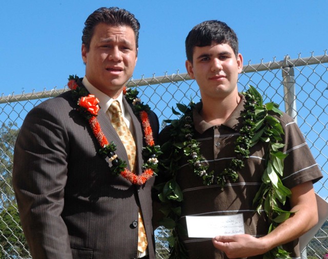 ROTC cadet receives Nainoa Hoe scholarship