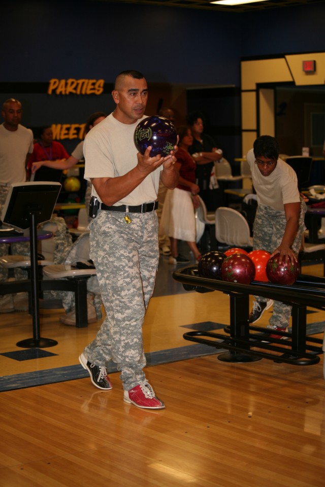 SMDC/ARSTRAT Bowling Tournament