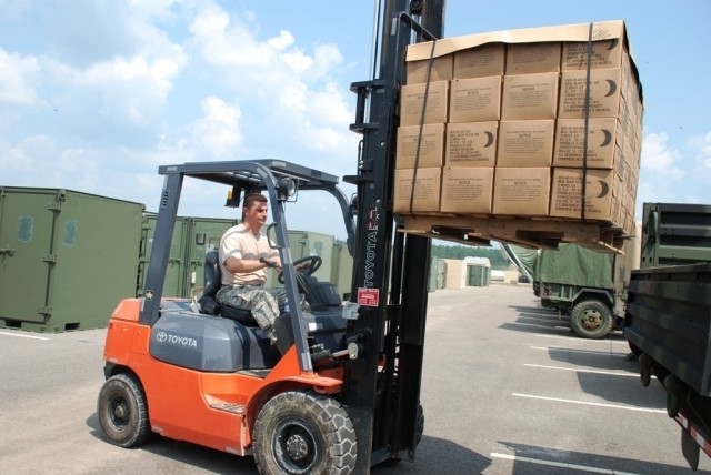 Guard, Corps of Engineers continue work following Gustav