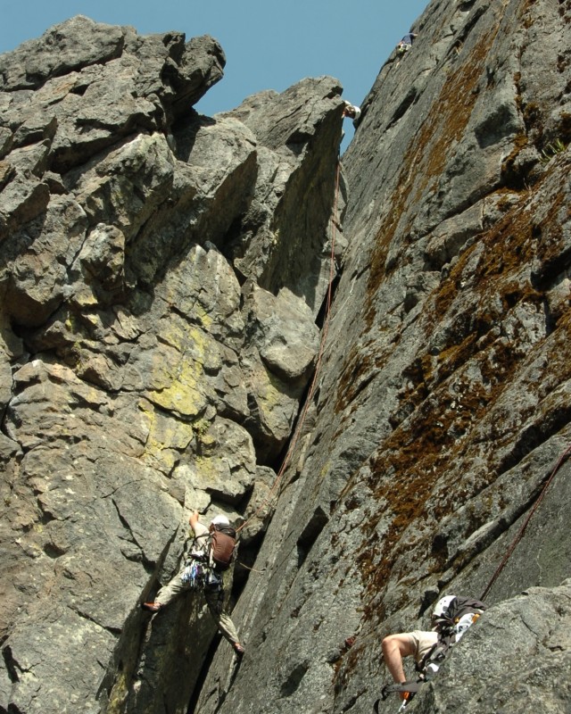 1SFG climbs Castle Rock