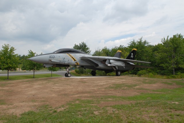 Navy F-14 Tomcat on deck