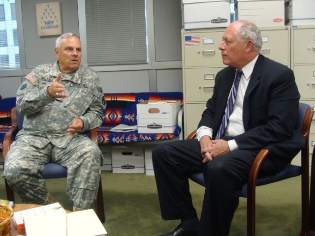 Gen. Wallace Meets with Lt. Gov. Quinn on His Visit to Chicago