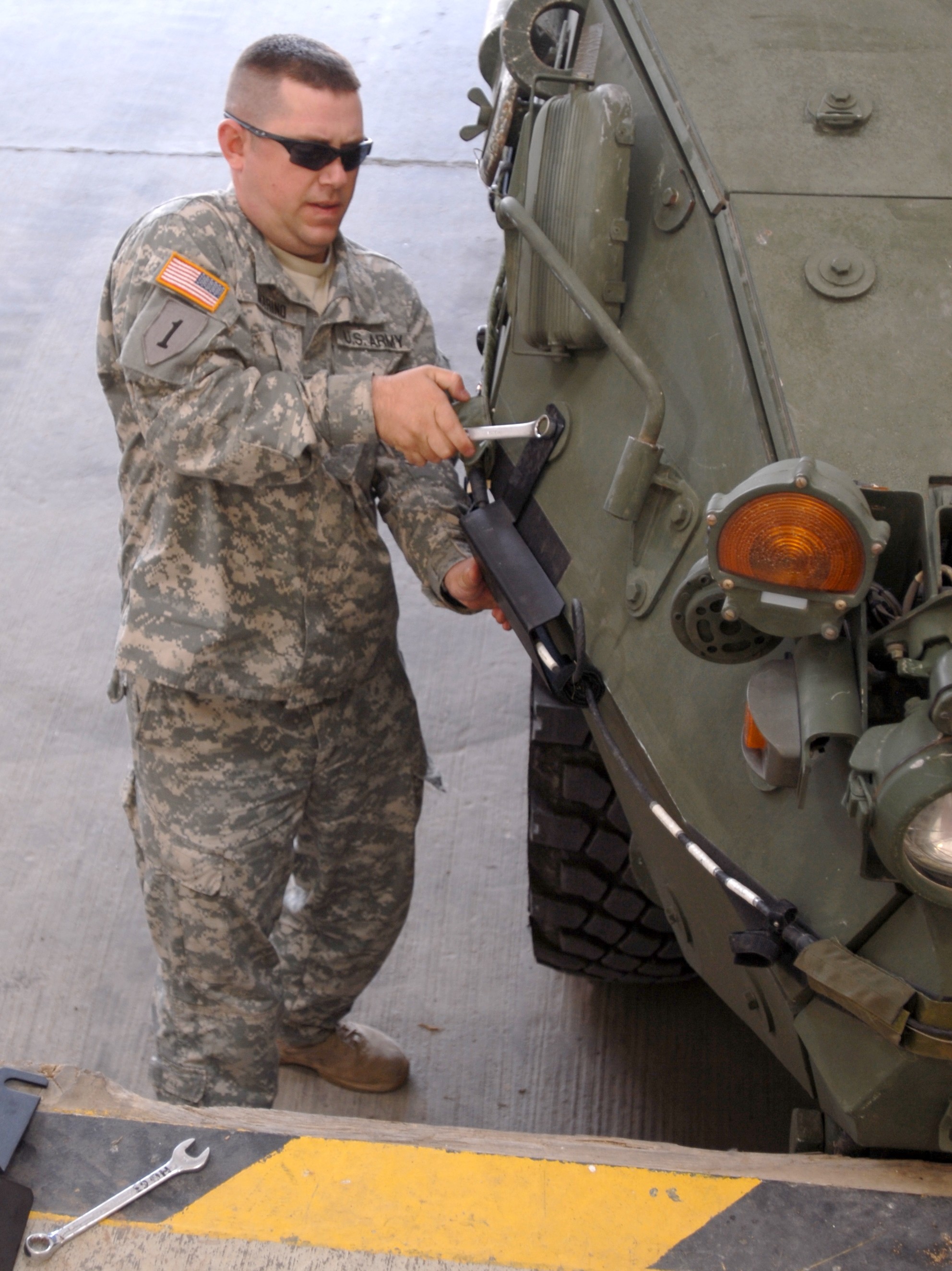 Co. A, 5-20 preps equipment with MILES | Article | The United States Army