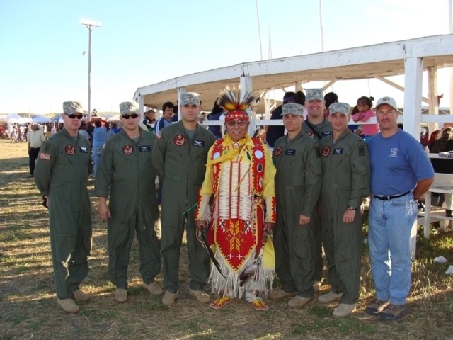 5th Aviation crews at powwow