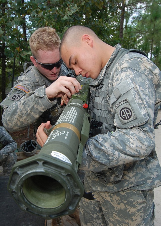Paratroopers compete for the Expert Infantry Badge
