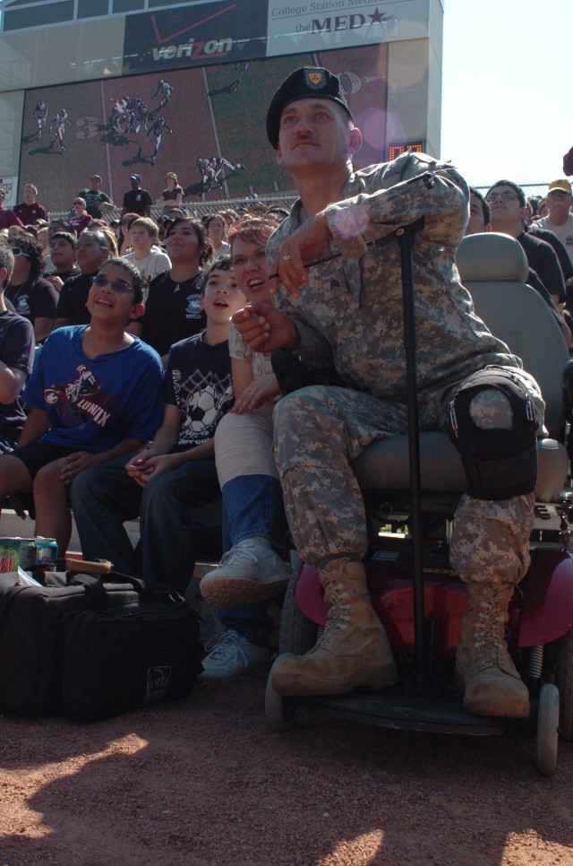 Wounded warriors, Families enjoy Aggie hospitality