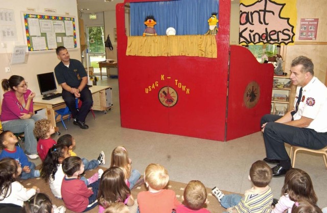 Kaiserslautern fire department enlists &#039;Bert, Ernie&#039; for fire safety