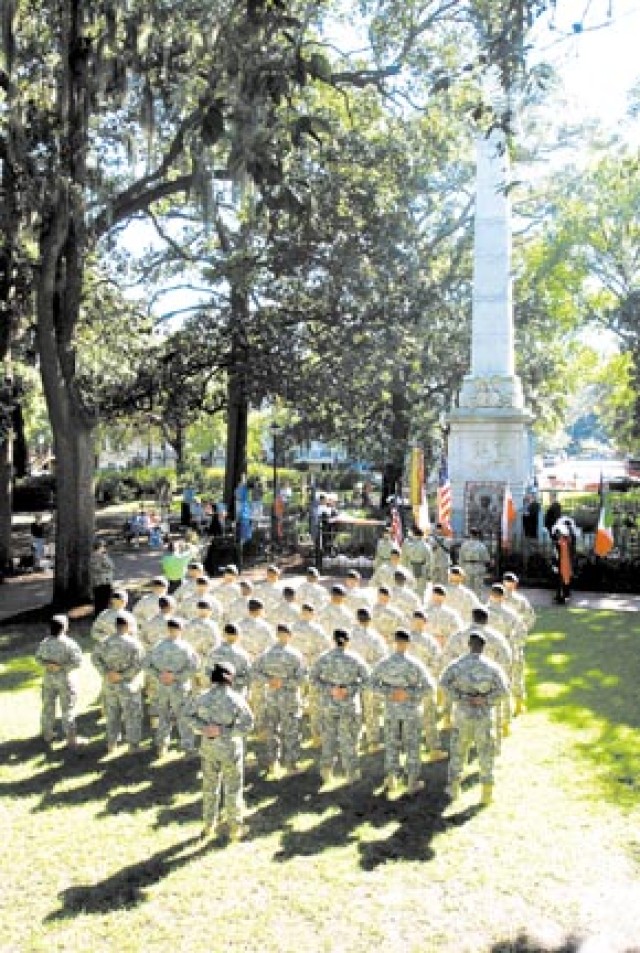 Polaski - Monument