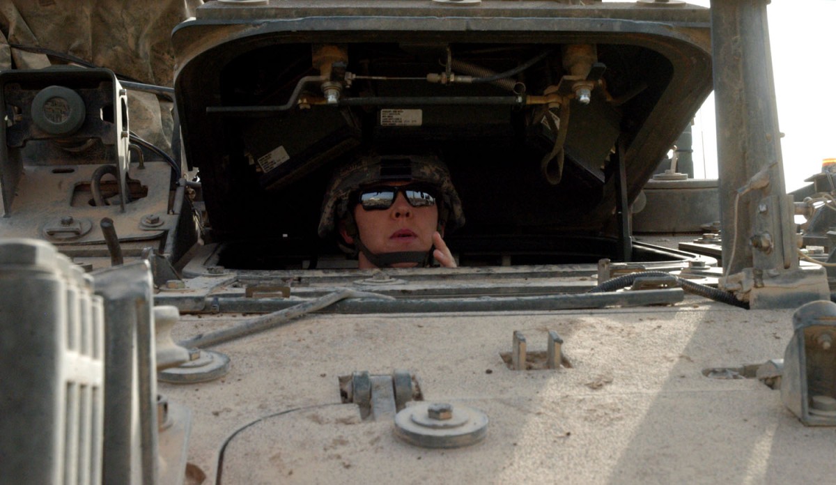 Armys First Woman Stryker Driver Lives For Challenge Article The