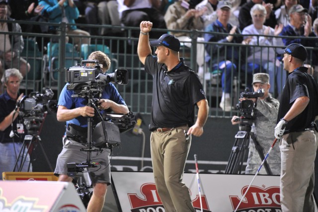 Hixson wins Army MWR Military Long Drive Championship