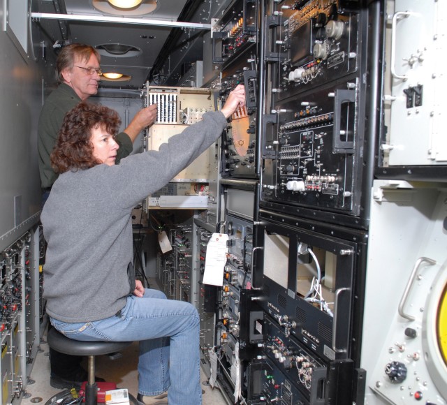 Employees overhaul, sustain radar unit