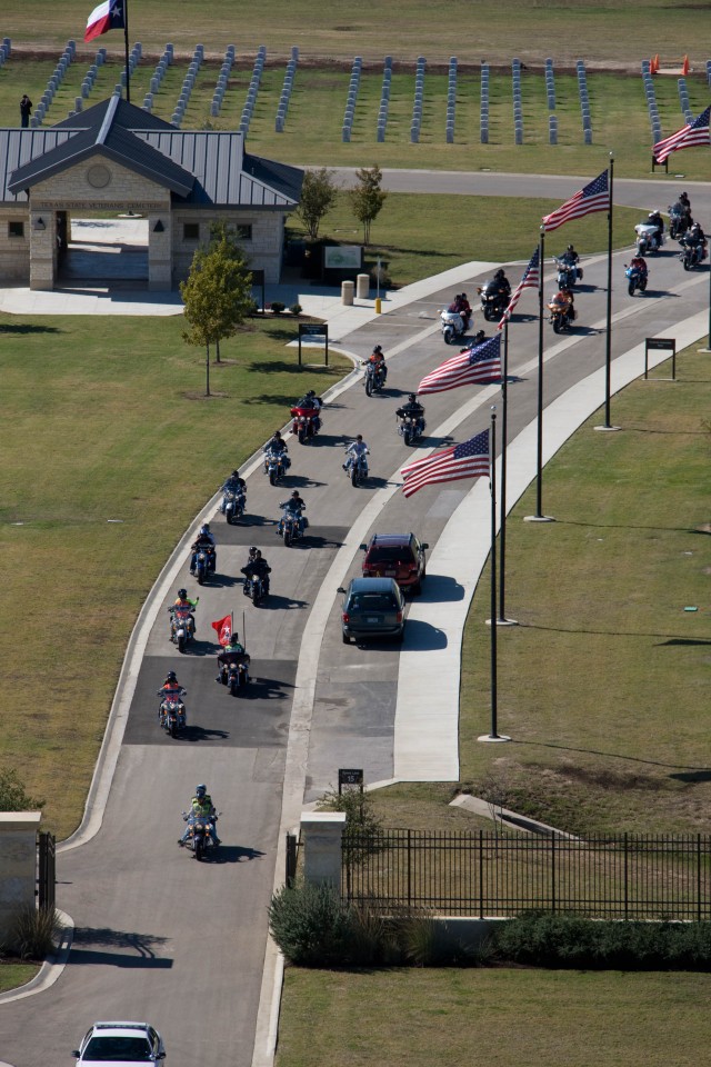 &#039;Phantom Thunder&#039; Promotes Motorcycle Safety, Honors Veterans