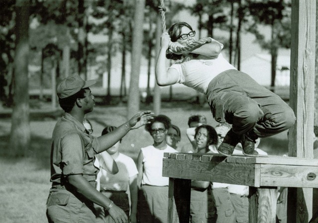 Former WACs remember women&#039;s Army