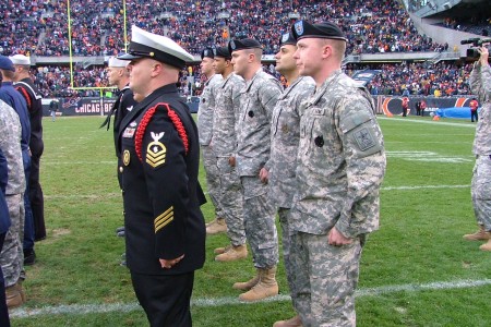 DVIDS - Images - Service members receive honor during Chicago Bears Veterans  Day game [Image 8 of 13]