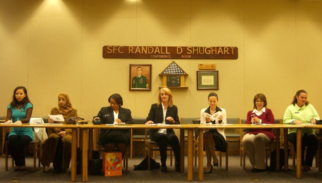 First foreign-military spouses graduate from Fort Bliss SLDC course