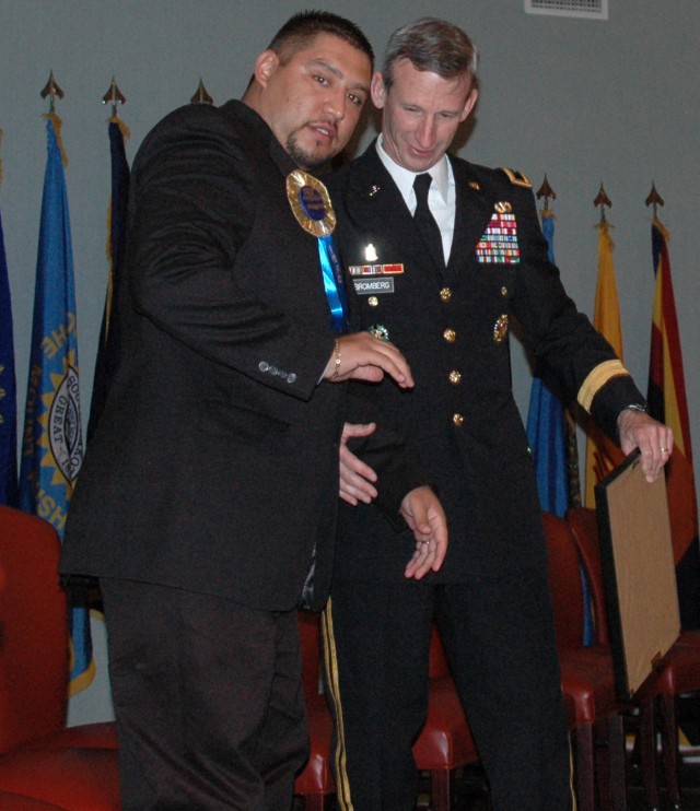 Fort Bliss veteran&#039;s gala
