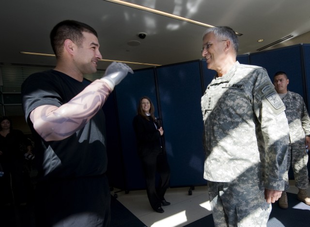 Gen. Casey and Soldier