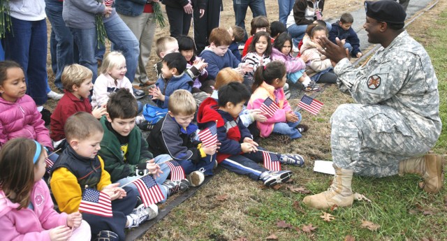Picatinny children pay tribute to fallen heroes